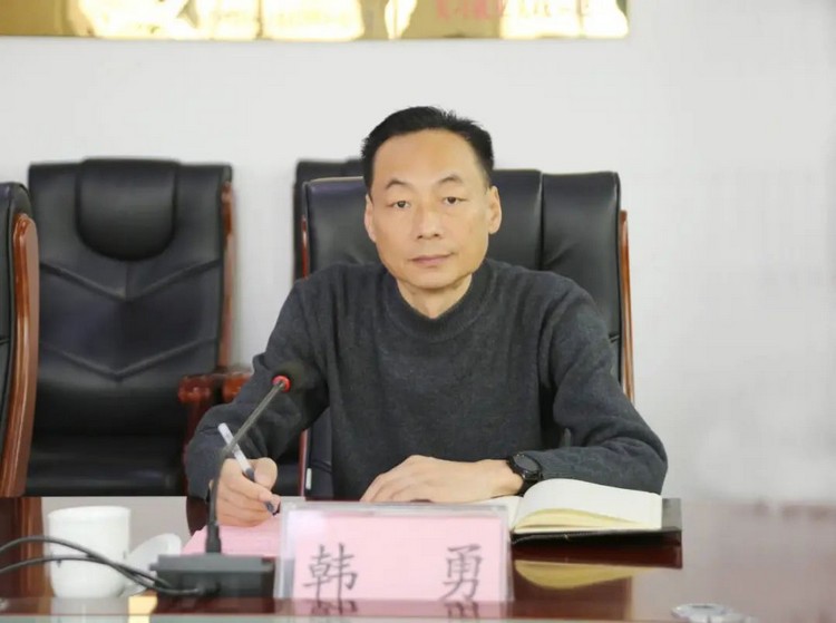 Yantai Fushan District Leaders Visit China Coal Group