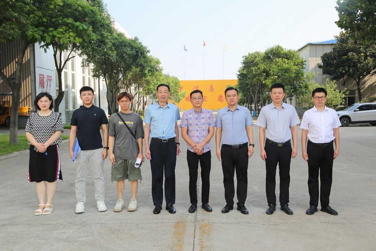 Malaysian Merchants Visited China Coal Group For On-Site Inspection And Ordered Mining And Engineering Machinery