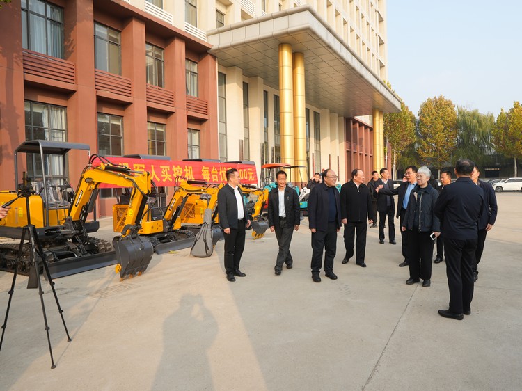 Shandong Province Retired Soldiers Affairs Department And Bureau Leaders Visited China Coal Group